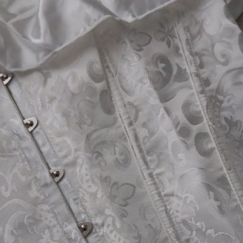 Elegant White Off-Shoulder Corset Top - Picture 8 of 15